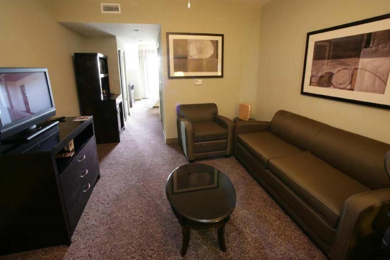 Hilton Garden Inn Norman Luaran gambar