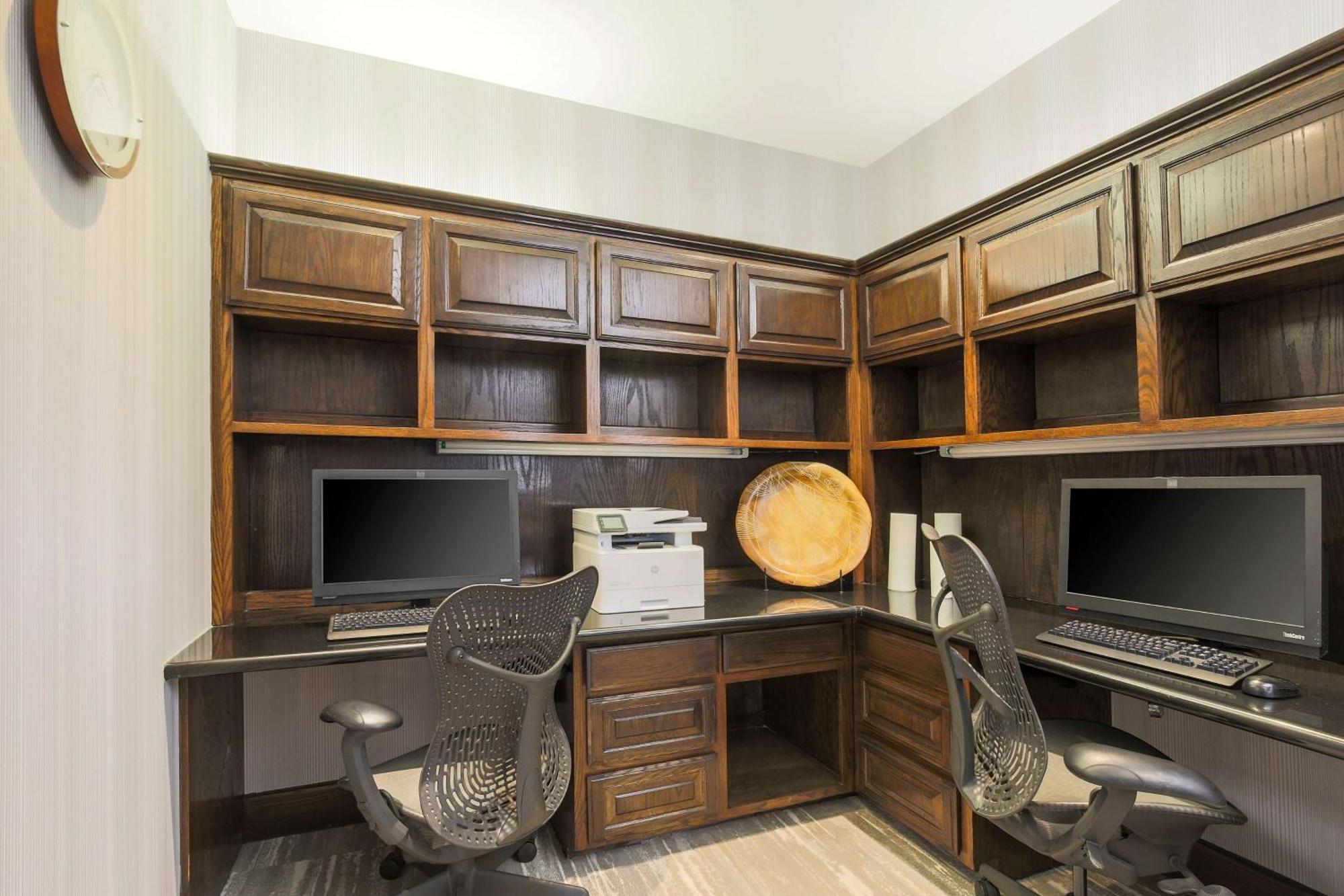 Hilton Garden Inn Norman Luaran gambar