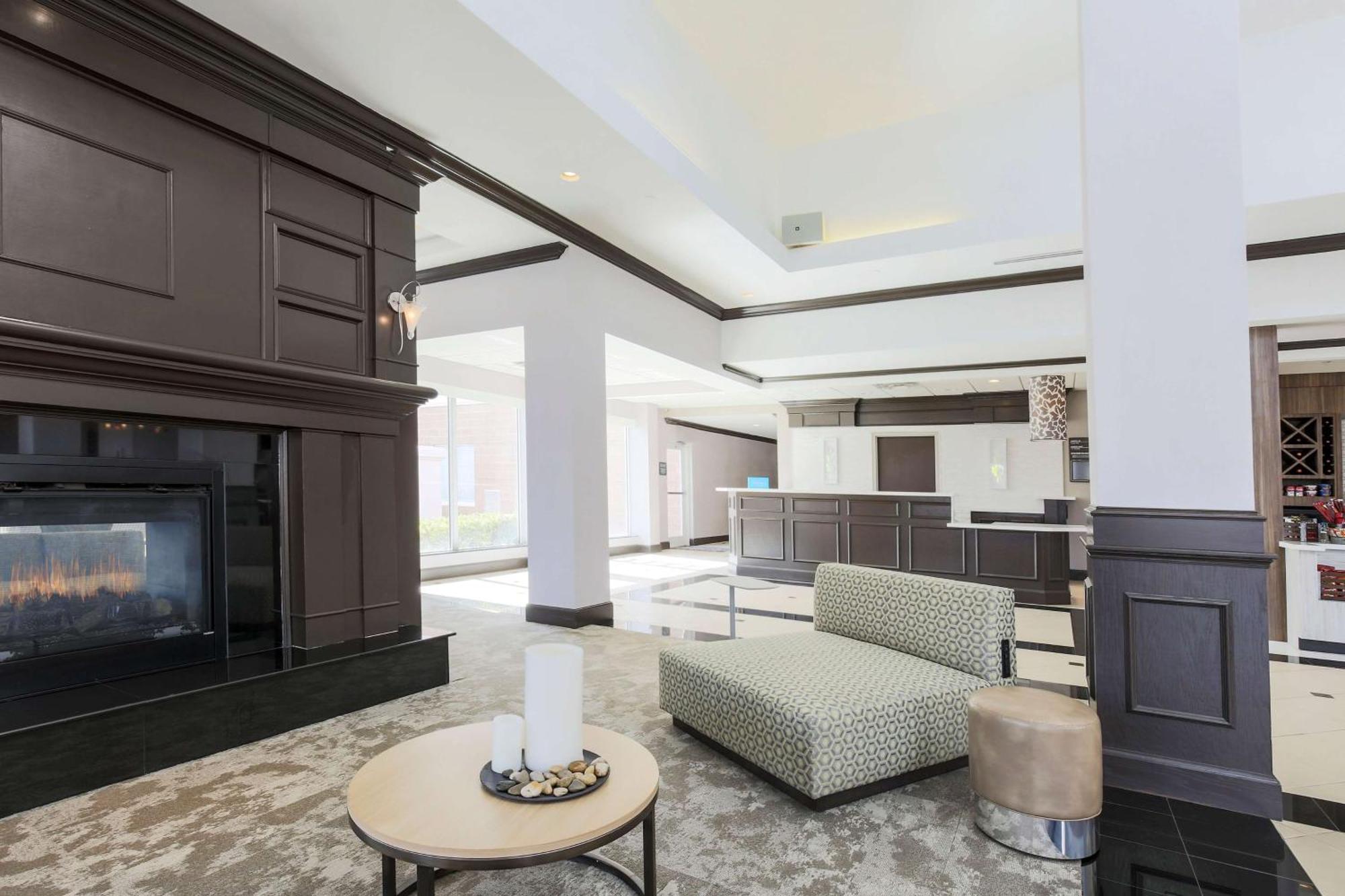 Hilton Garden Inn Norman Luaran gambar